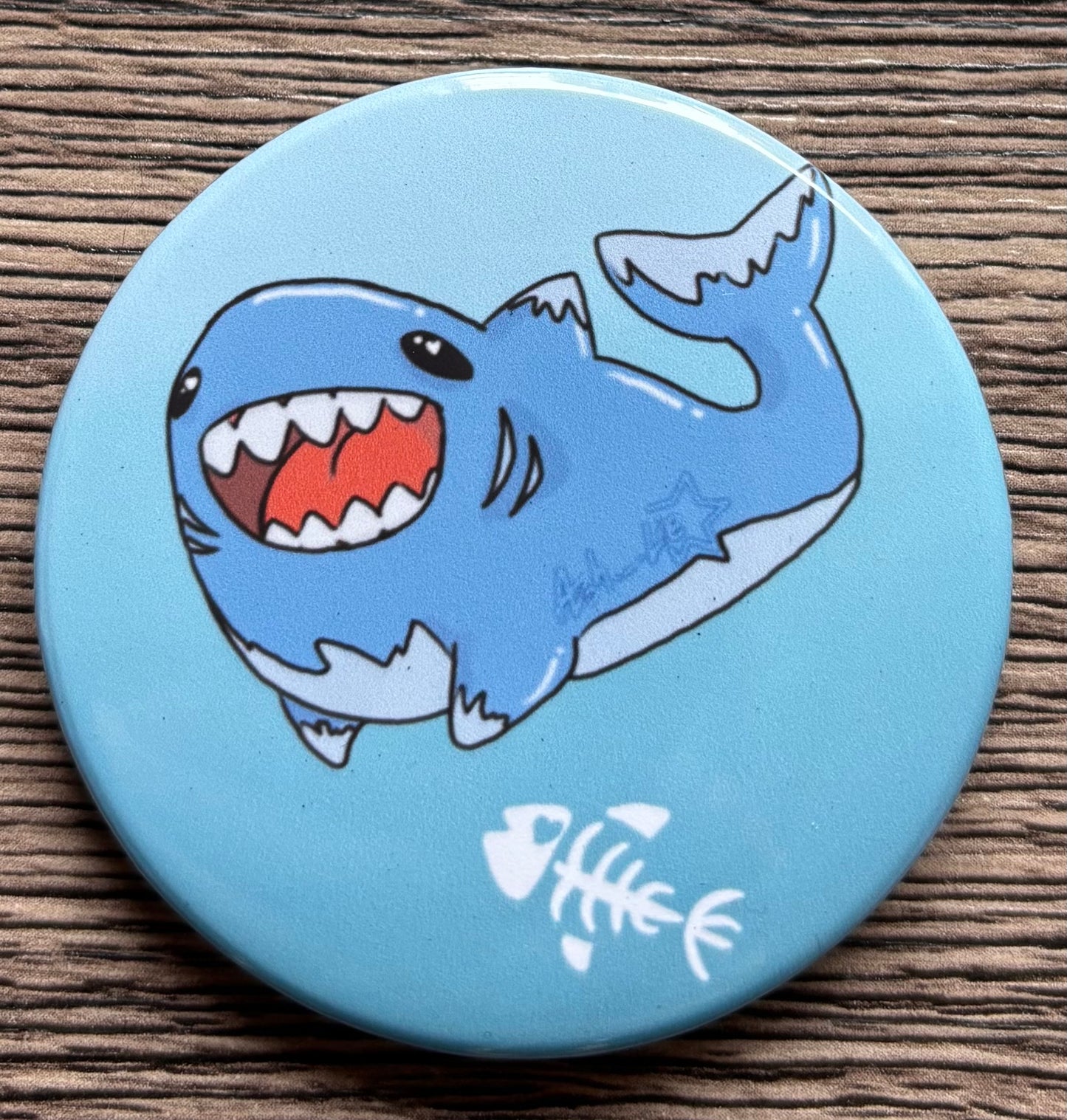 Shark (Button)